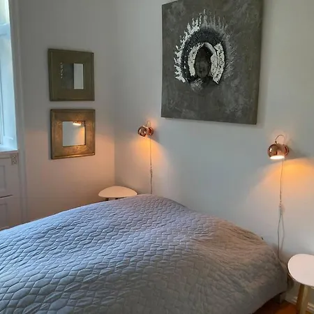 Skon Lejlighed Pa Frederiksberg شقة *