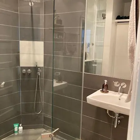 Skon Lejlighed Pa Frederiksberg Apartment